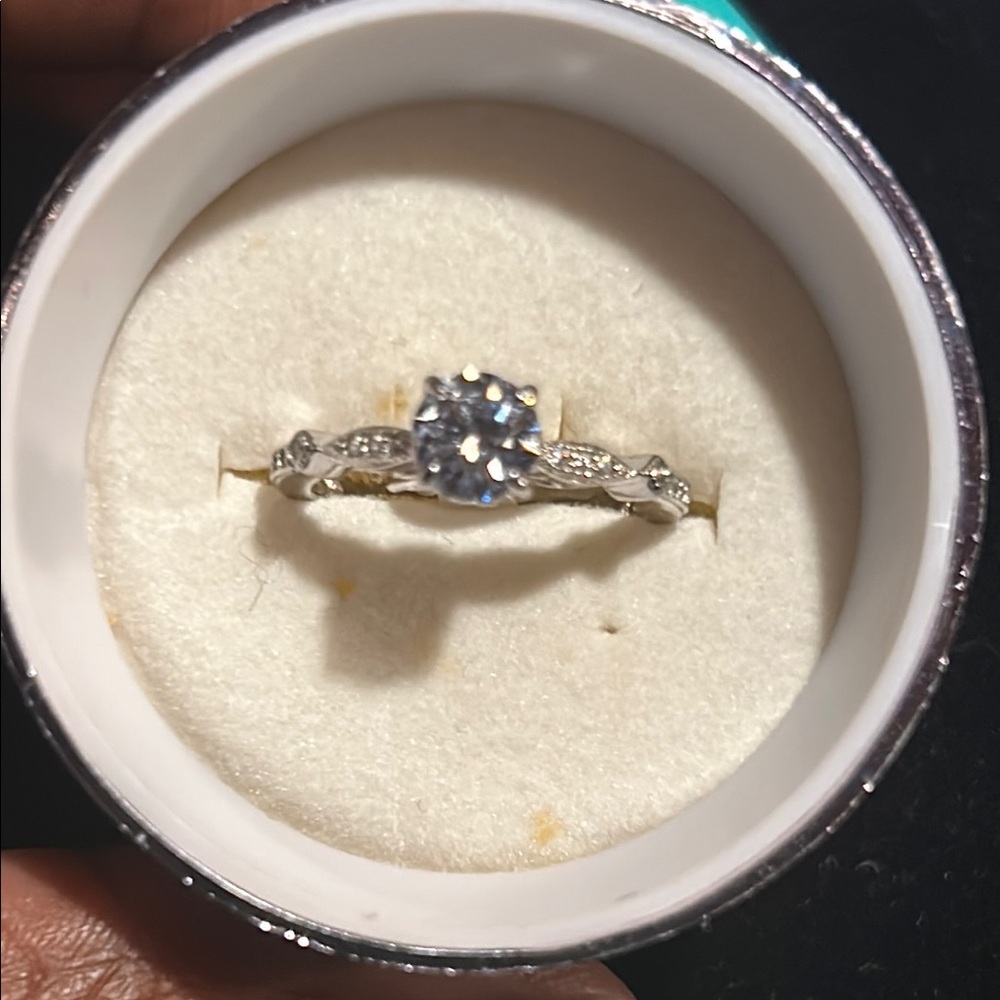 925 TG Moissanite 1/2 Carat Diamond Ring Sz 7